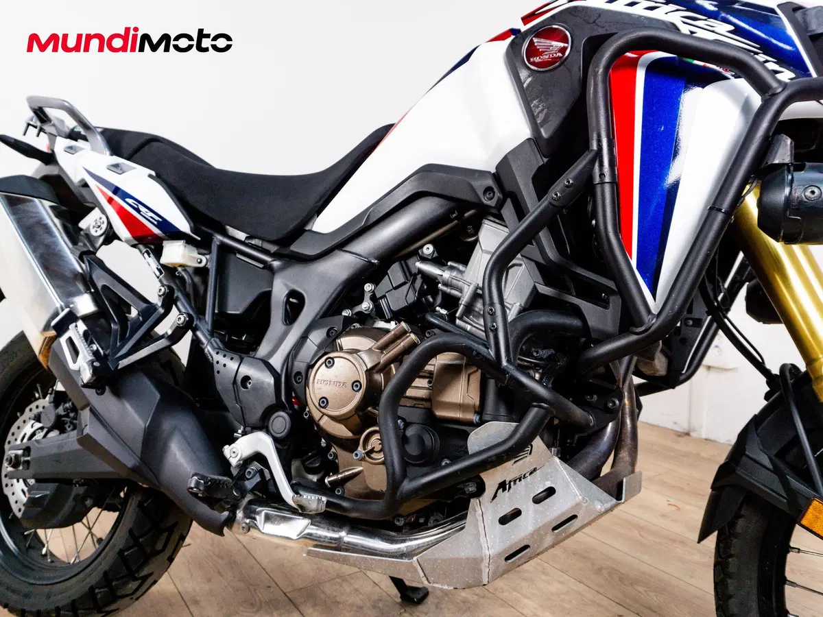 Honda Africa Twin CRF 1000L Rally DCT (2018) (5)