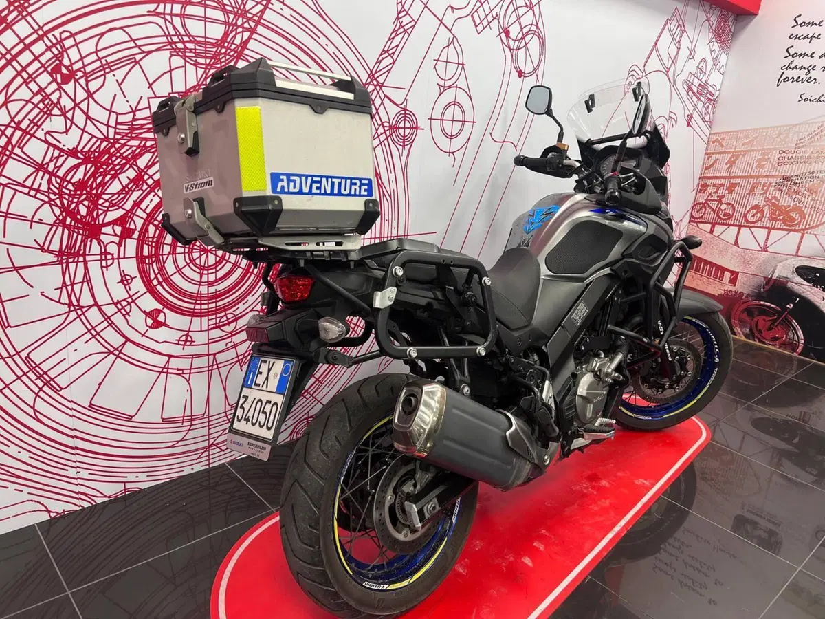 Suzuki V-Strom 650 (2021 - 25) (3)