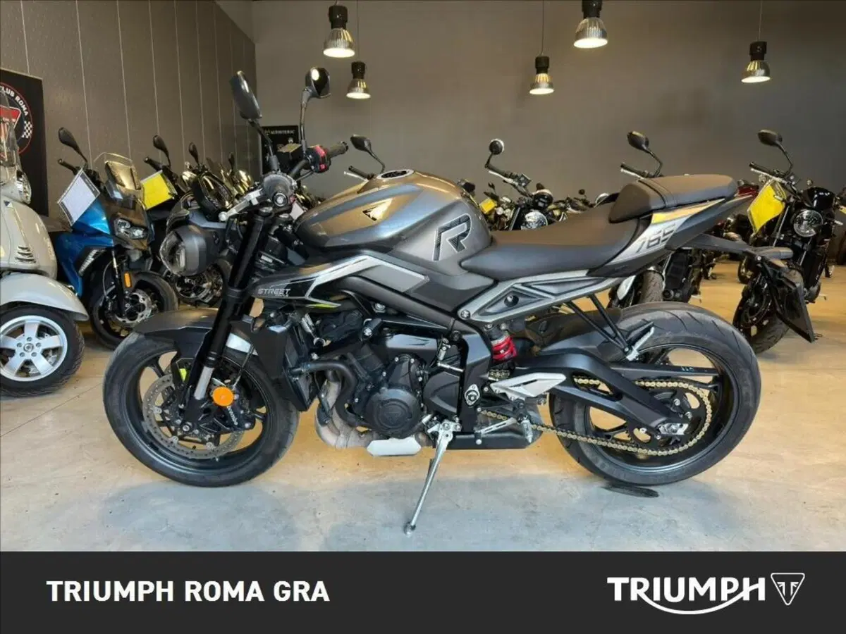 Triumph Street Triple 765 R (2023 - 26) (3)
