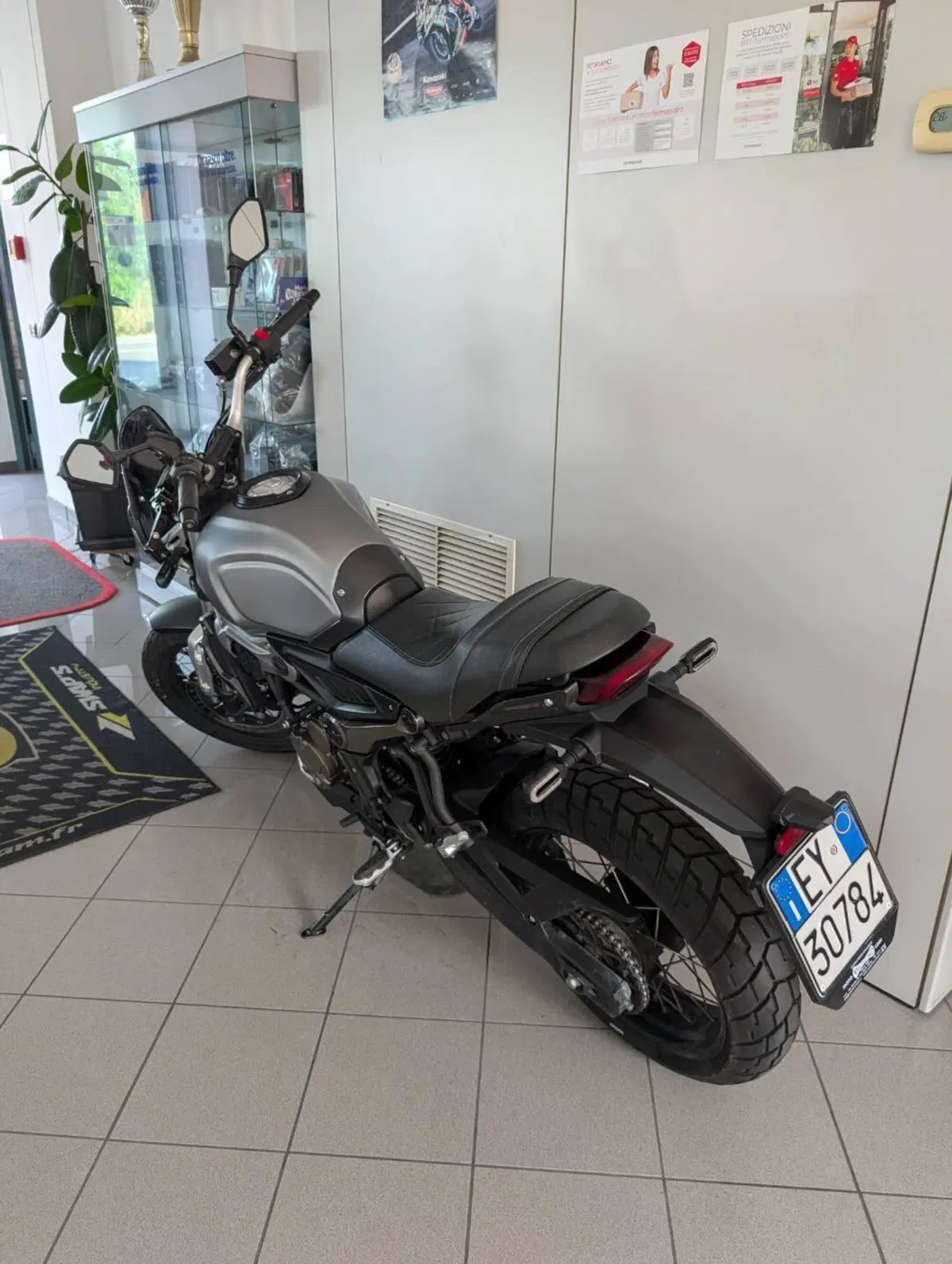 Voge Trofeo 300ACX Scrambler (2021 - 26) (3)
