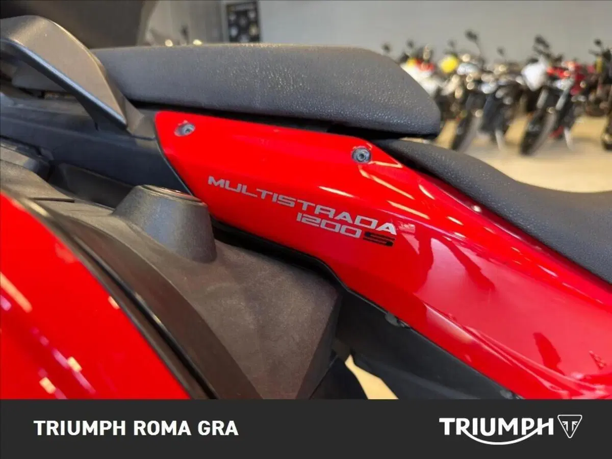 Ducati Multistrada 1200 S Touring (2010 - 12) (7)