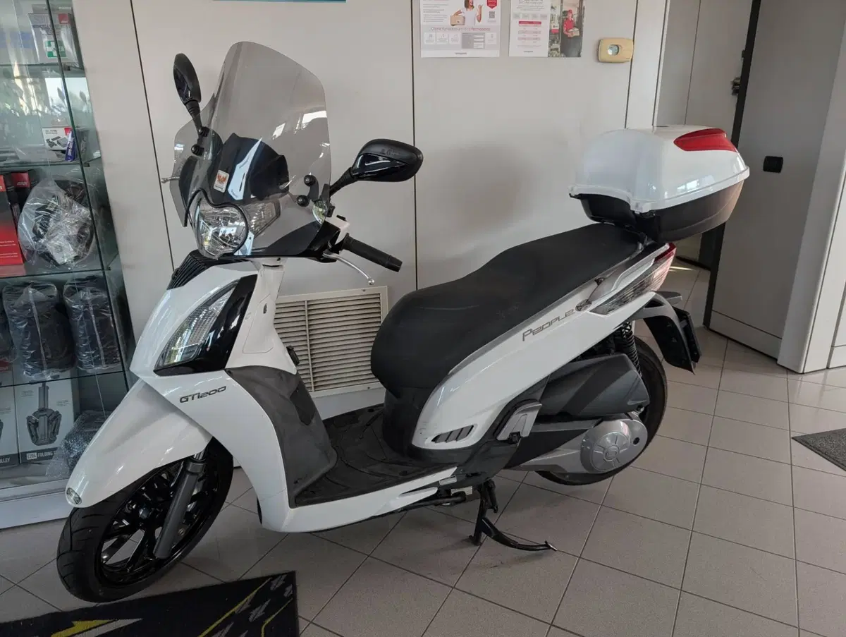 Kymco People 200i GT (2010 - 17) (2)