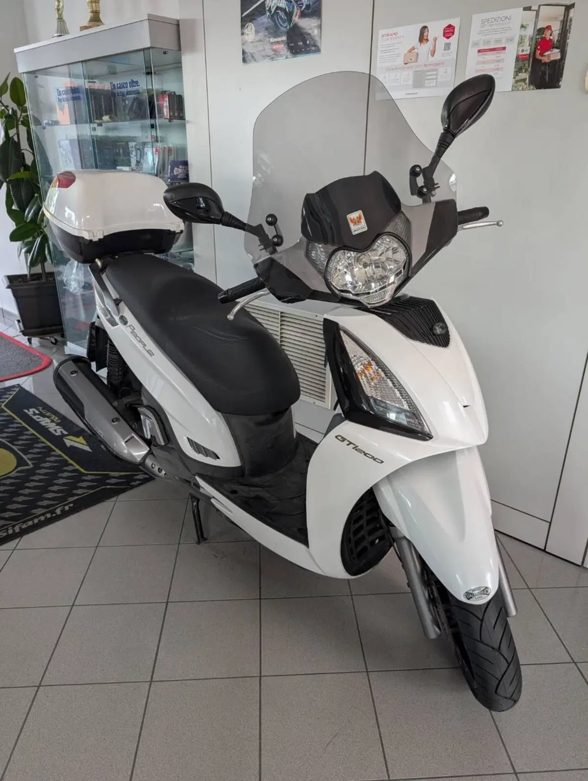 Kymco People 200i GT (2010 - 17) (5)