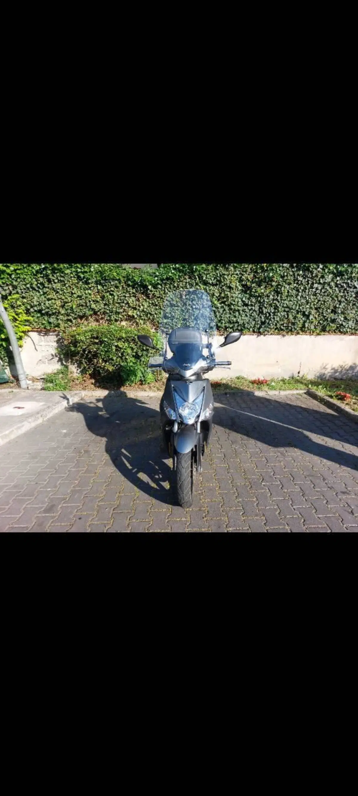 Kymco Agility 200i R16 + (2021 - 25) (8)