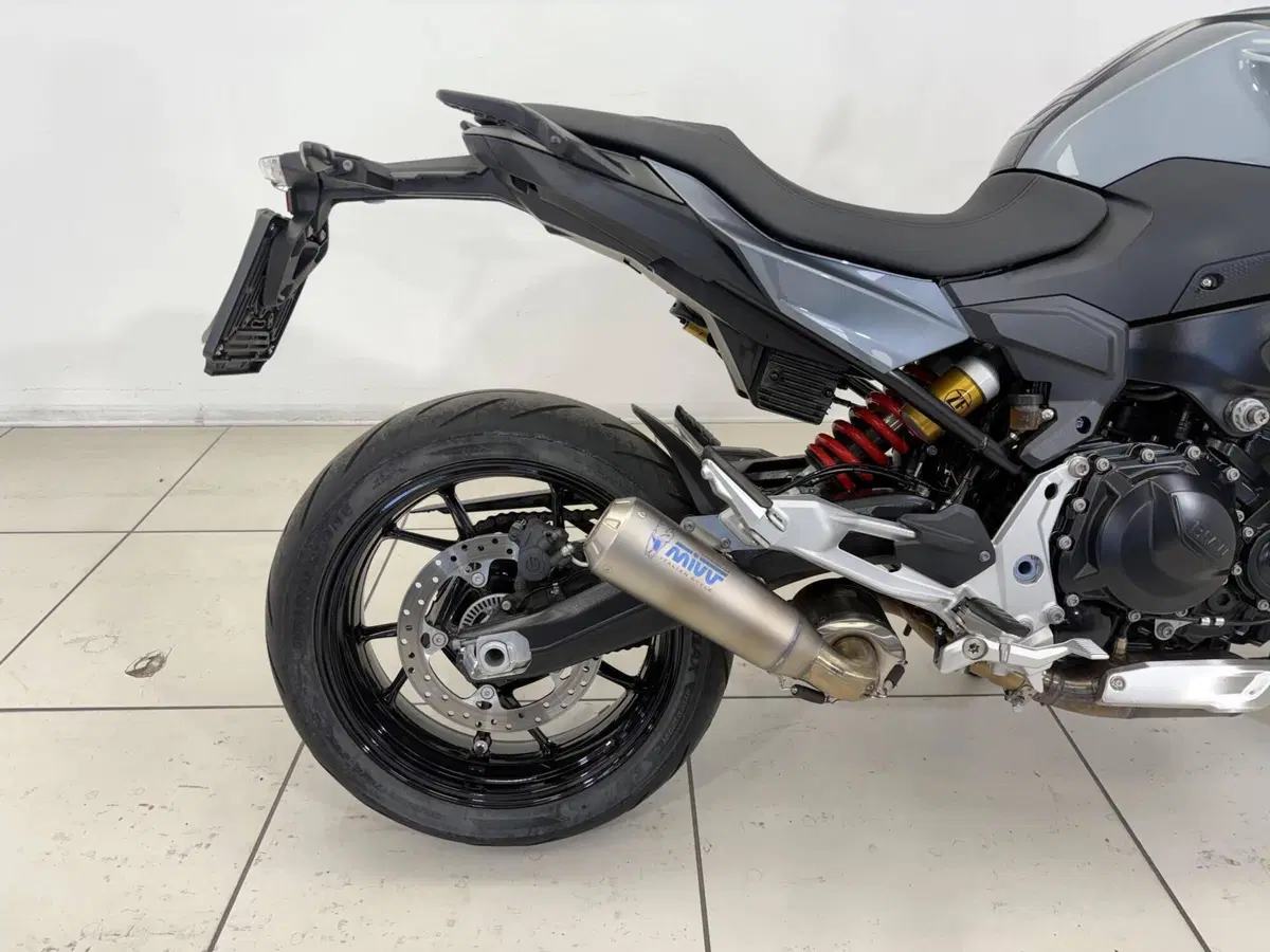 Bmw F 900 R (2021 - 24) (16)