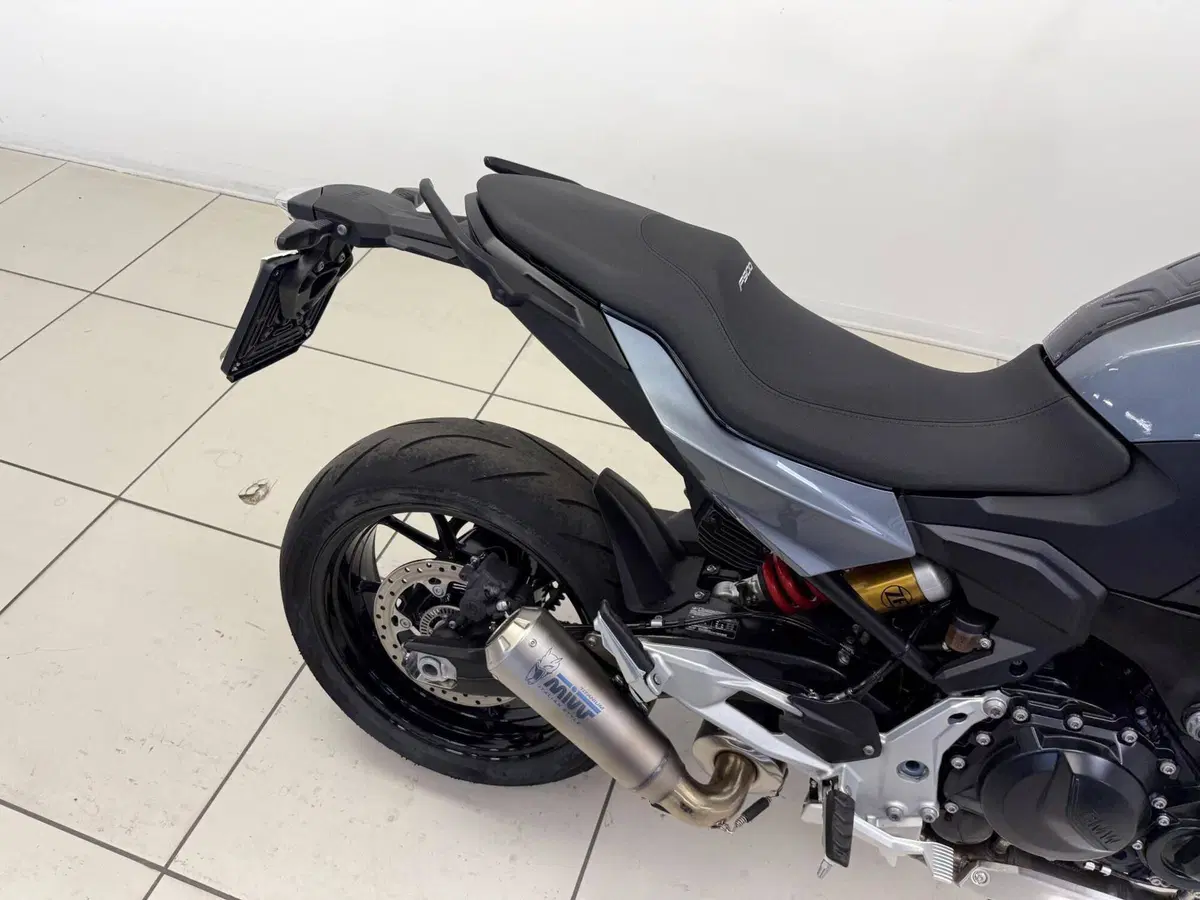 Bmw F 900 R (2021 - 24) (17)