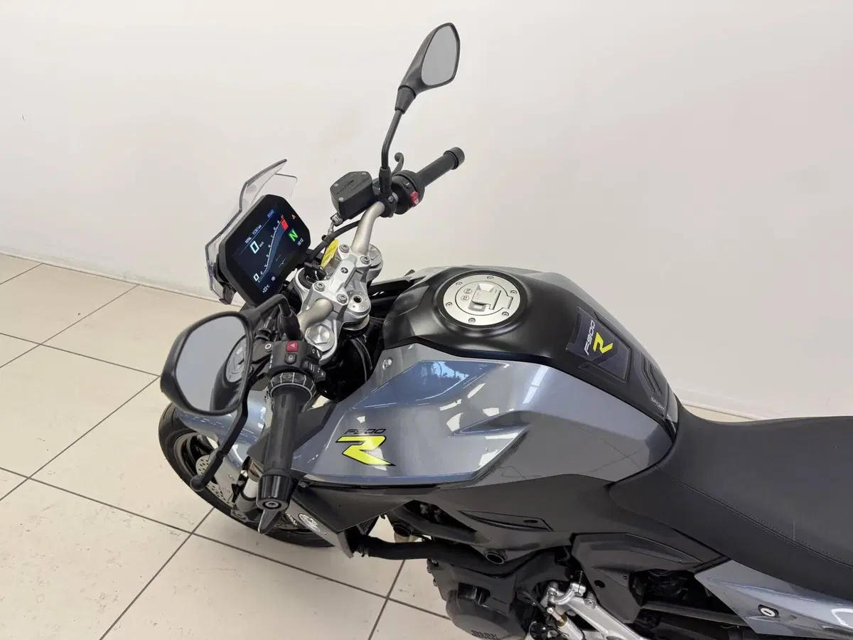 Bmw F 900 R (2021 - 24) (18)