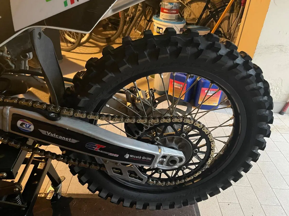 Kawasaki KX 250 F (2017) (7)