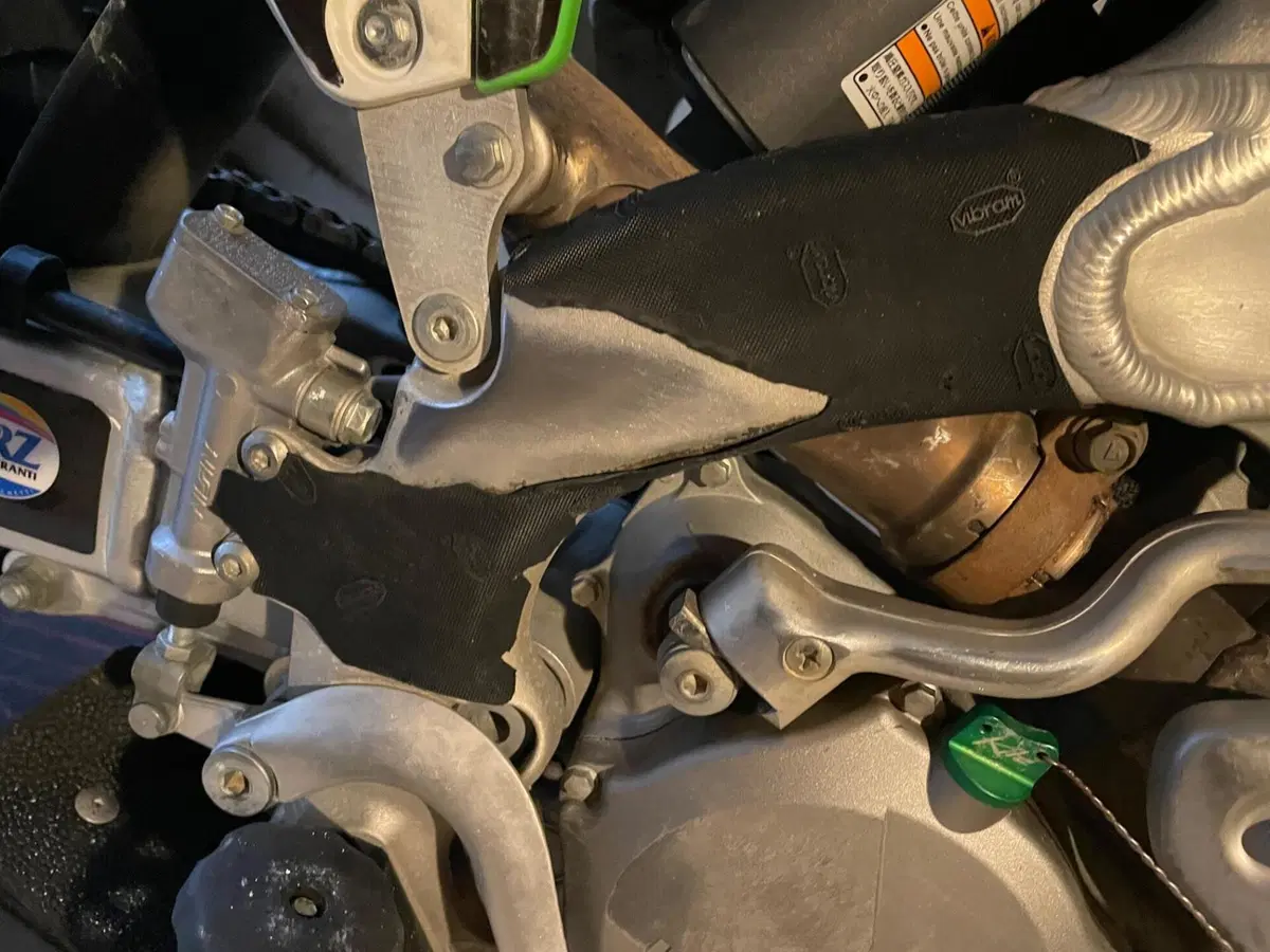Kawasaki KX 250 F (2017) (8)