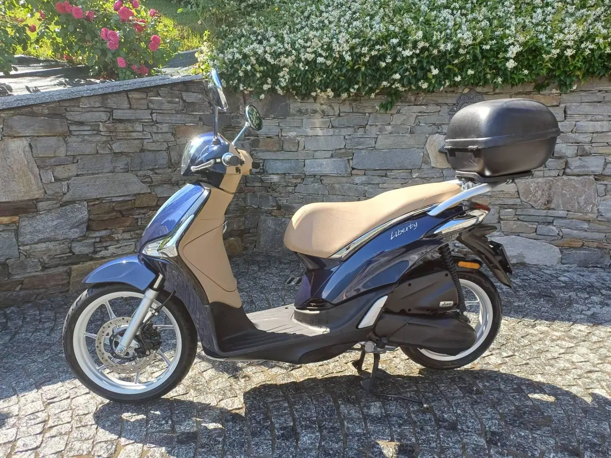 Piaggio Liberty 50 i-get (2016 - 18) (2)