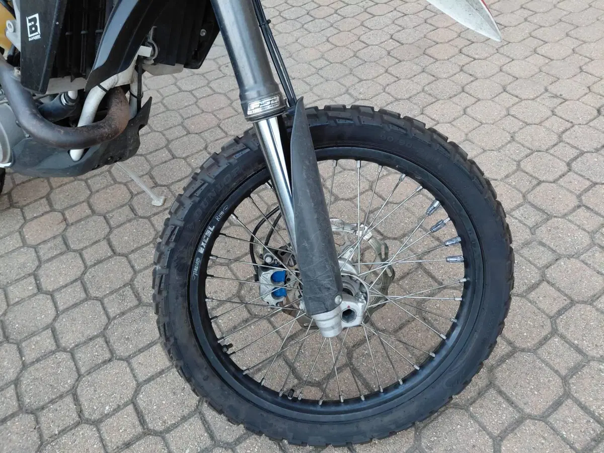 Husqvarna TE 449 (2013) (7)