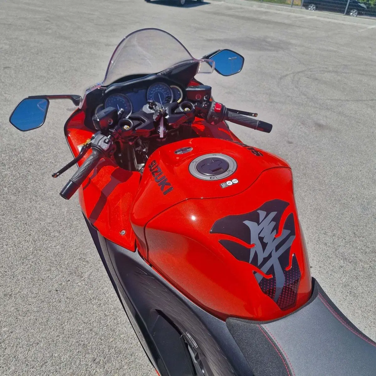 Suzuki GSX 1300 R Hayabusa 25 Anniversary (2023 - 24) (6)