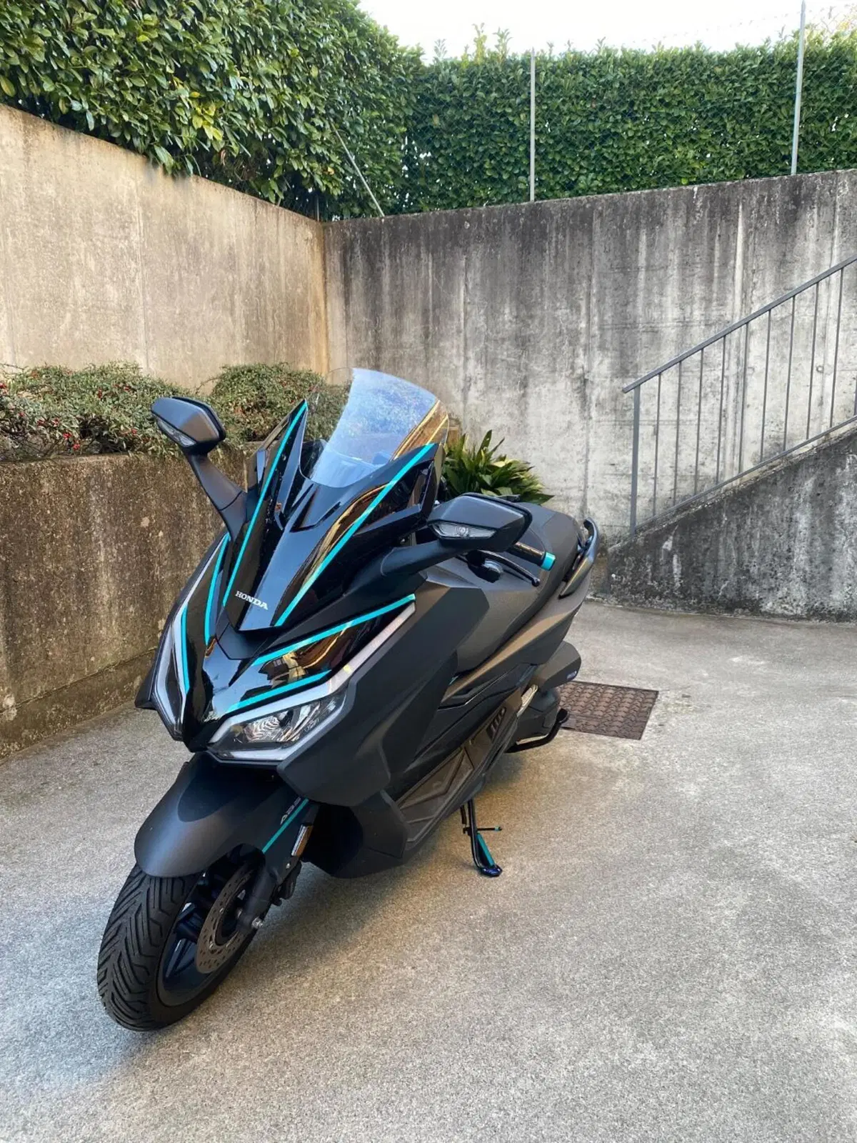 Honda Forza 350 Deluxe (2022 - 24) (7)