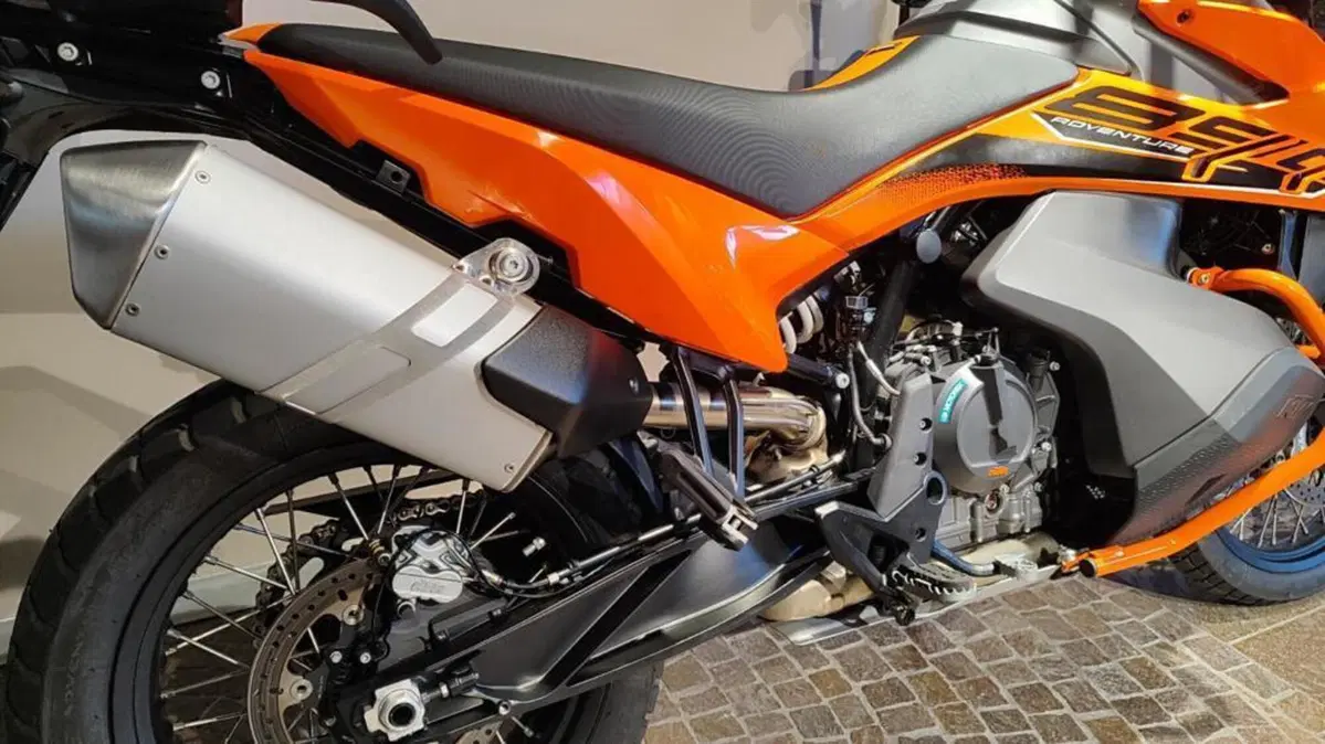 KTM 890 Adventure (2022) (5)