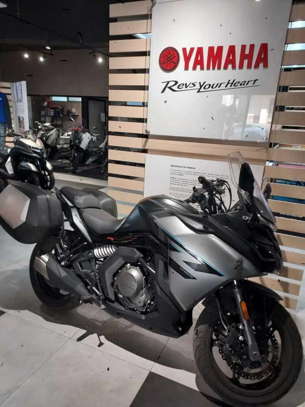 CFMOTO 650GT (2021 - 26) (4)