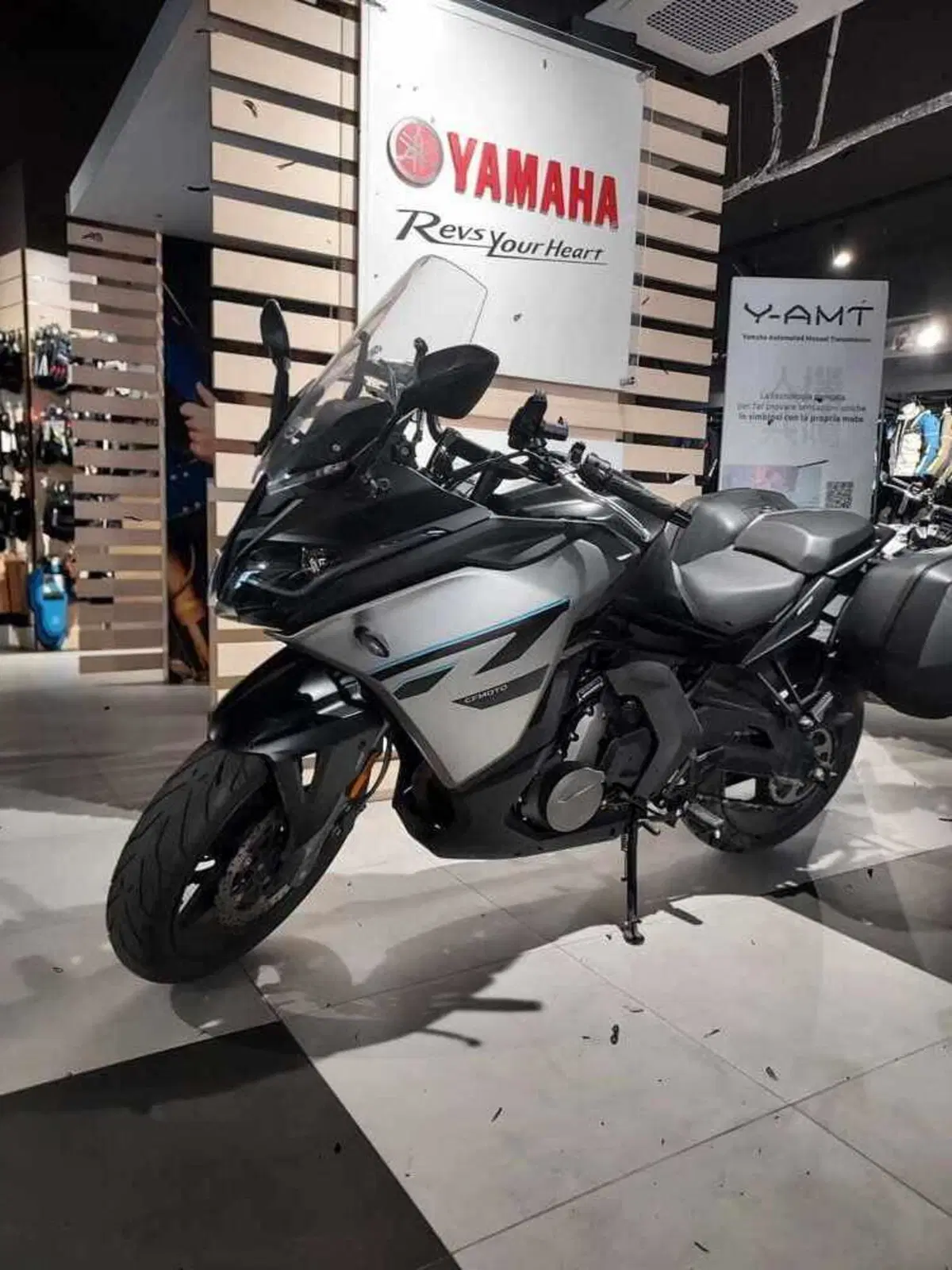 CFMOTO 650GT (2021 - 26) (7)