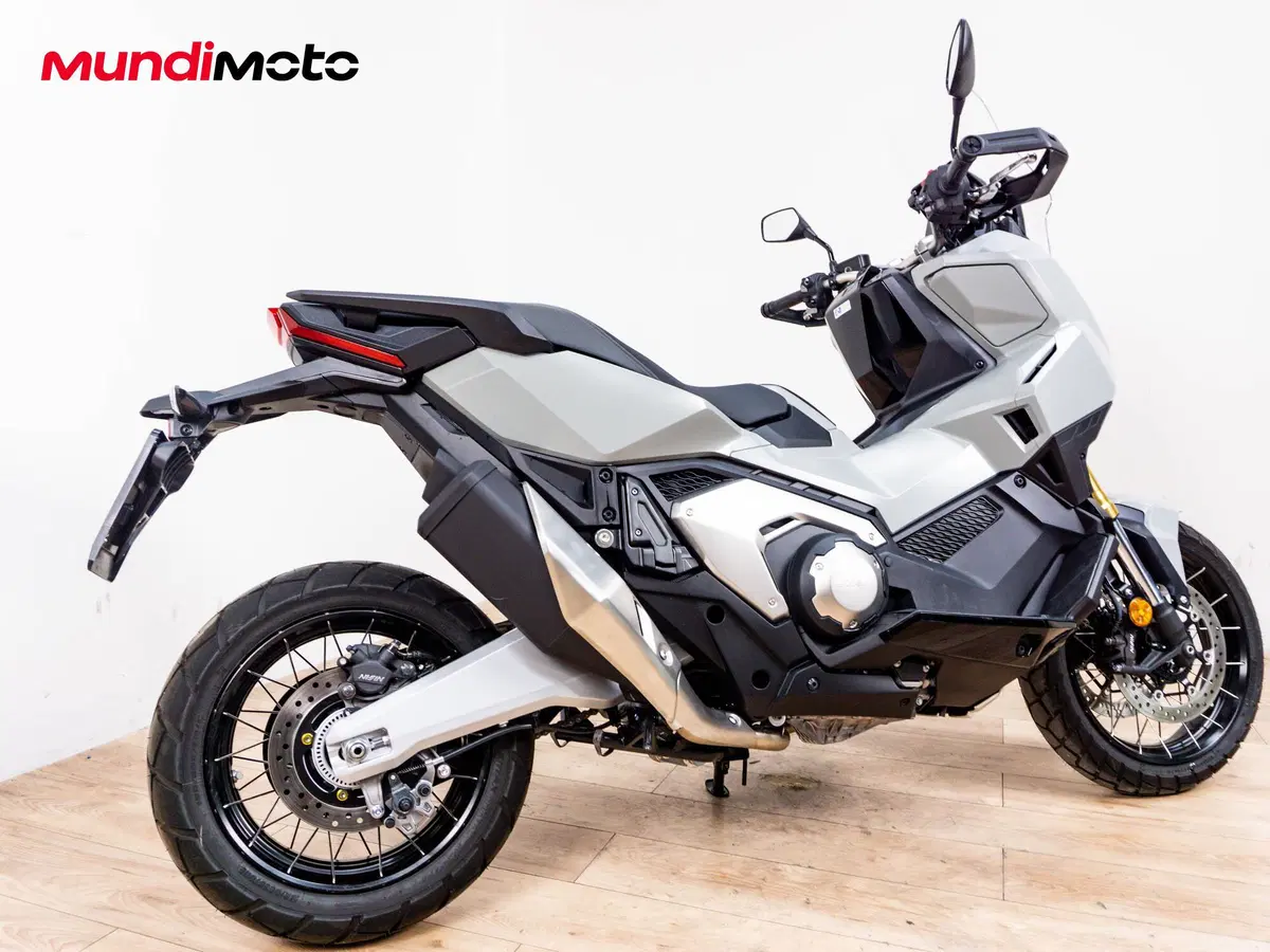 Honda X-ADV 750 Special Edition (2026) (3)
