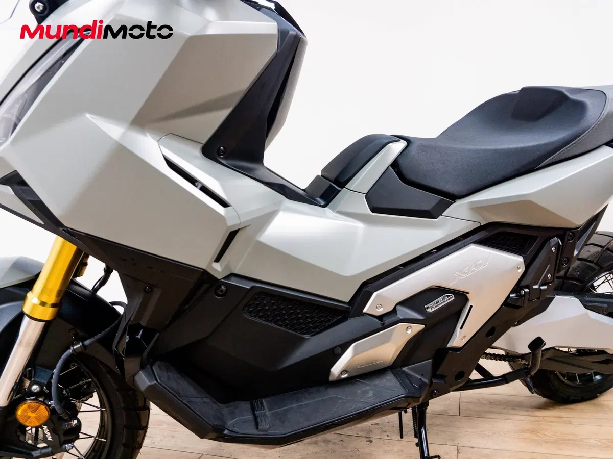 Honda X-ADV 750 Special Edition (2026) (9)