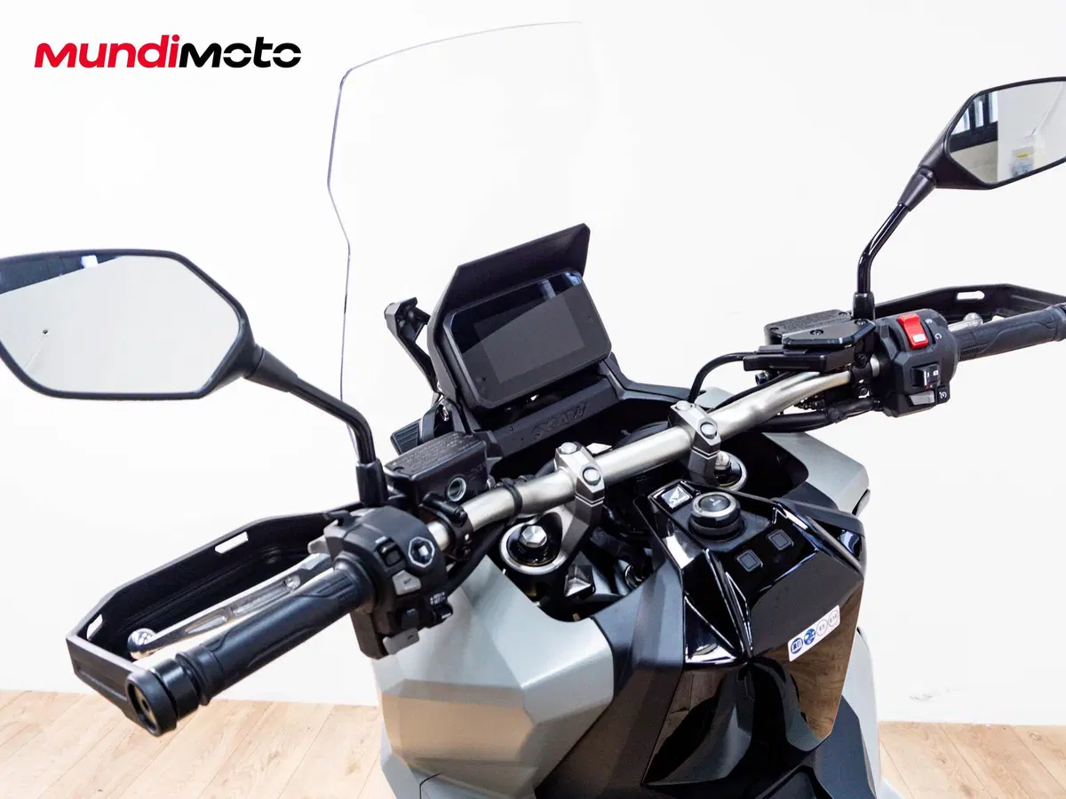 Honda X-ADV 750 Special Edition (2026) (11)