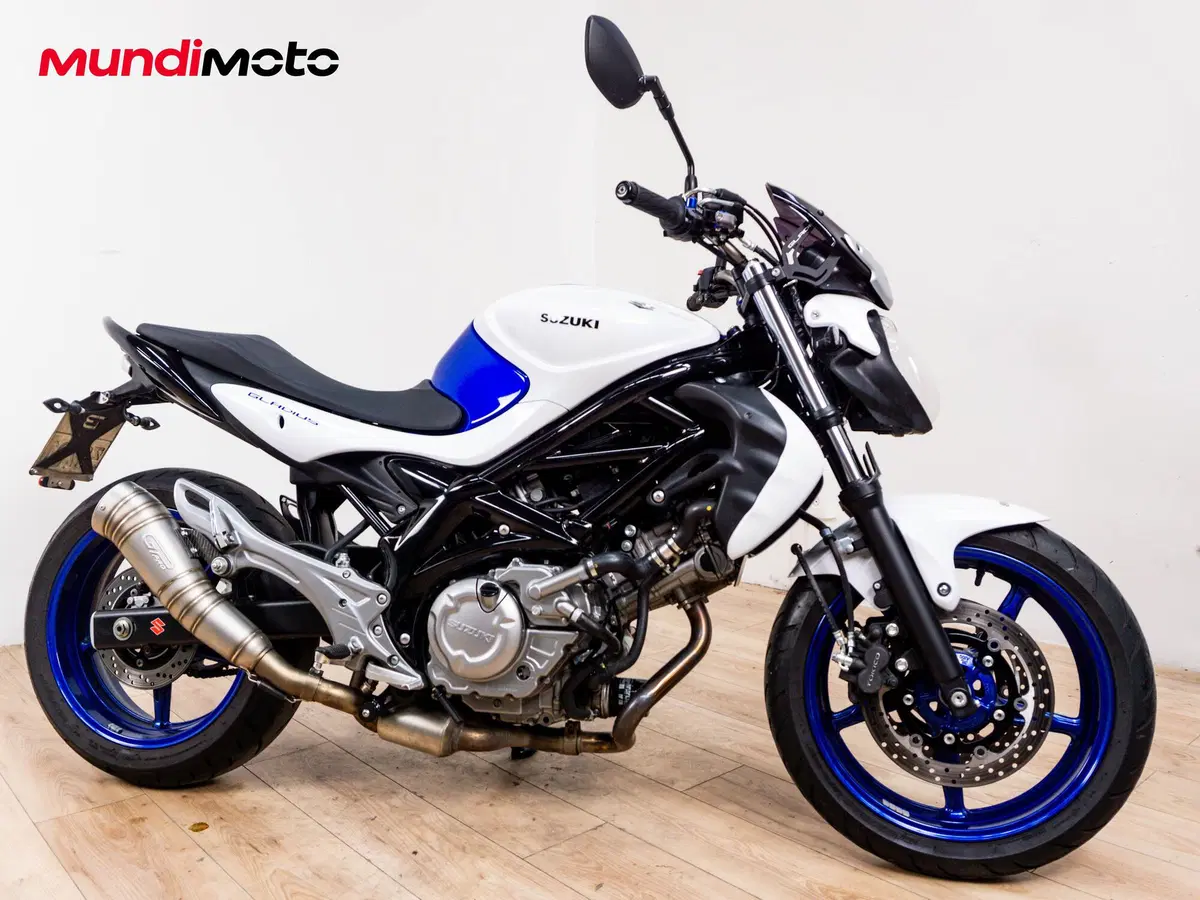 Suzuki Gladius 650 SFV (2009 - 15) (2)