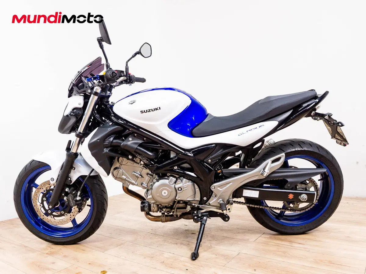 Suzuki Gladius 650 SFV (2009 - 15) (6)