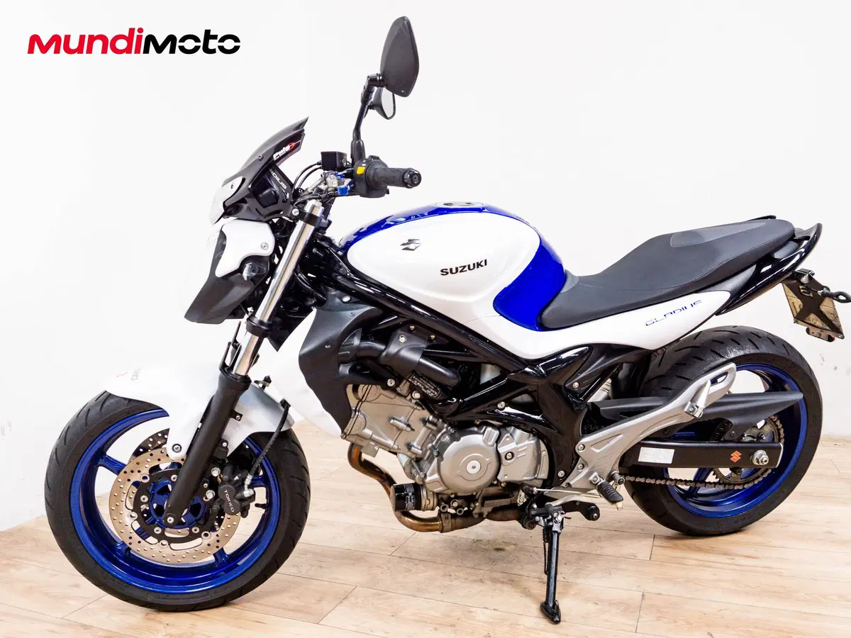 Suzuki Gladius 650 SFV (2009 - 15) (8)