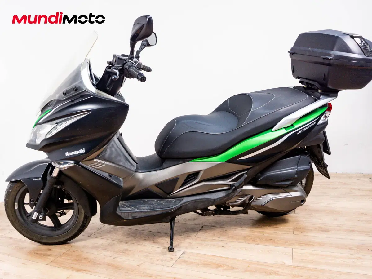 Kawasaki J 300 ABS (2014 - 16) (8)