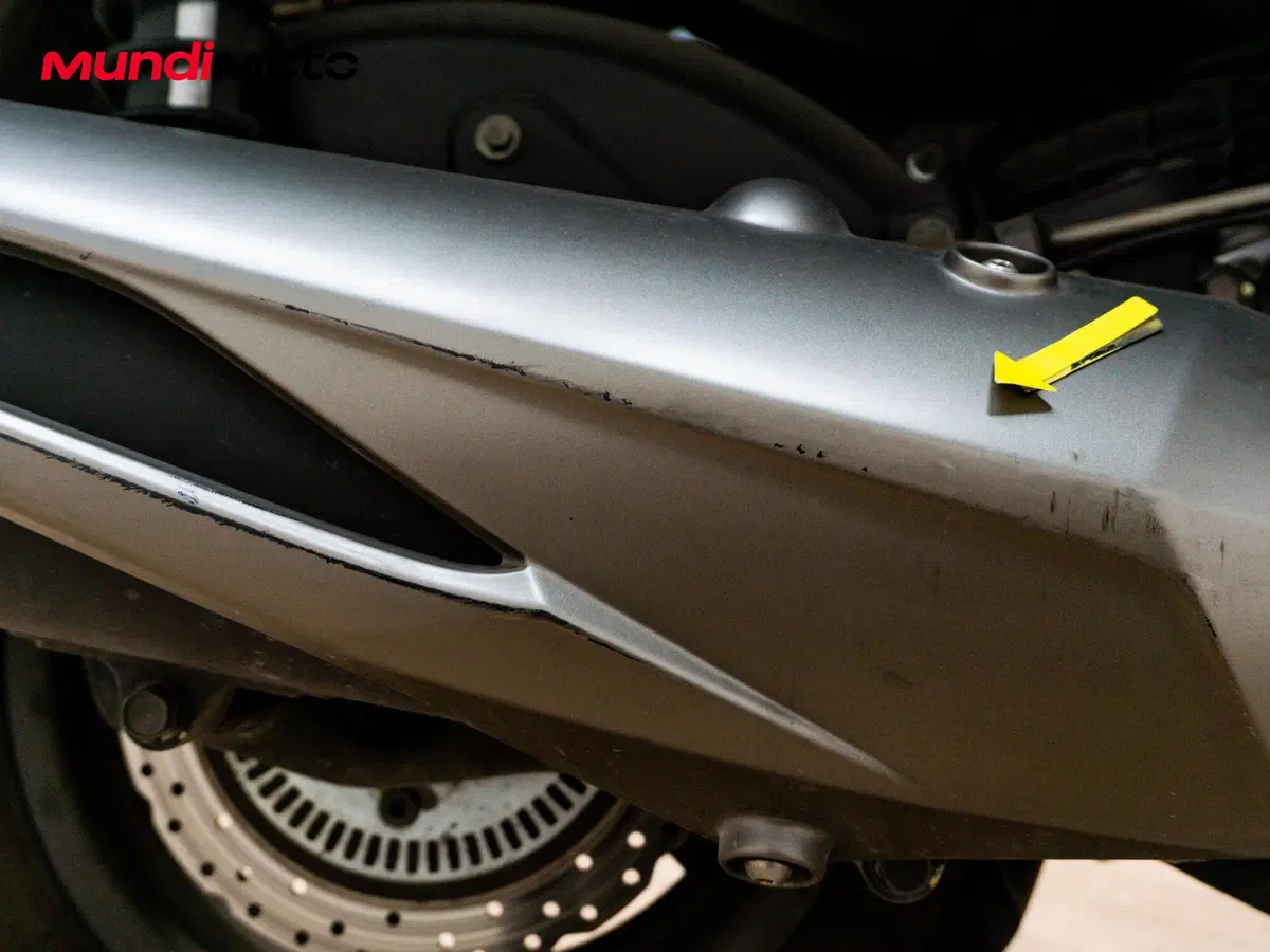 Kawasaki J 300 ABS (2014 - 16) (24)
