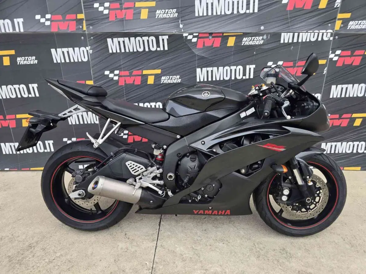Yamaha YZF R6 (2008 - 09)