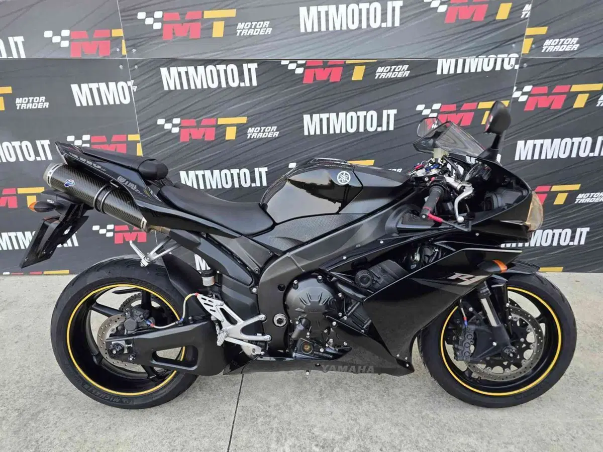 Yamaha YZF R1 (2007 - 08)