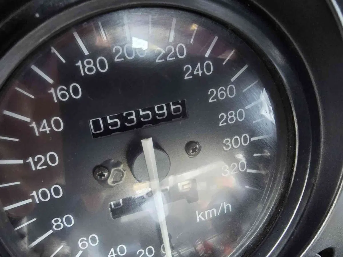 Honda CBR 1100 XX Superblackbird (1996 - 98) (22)