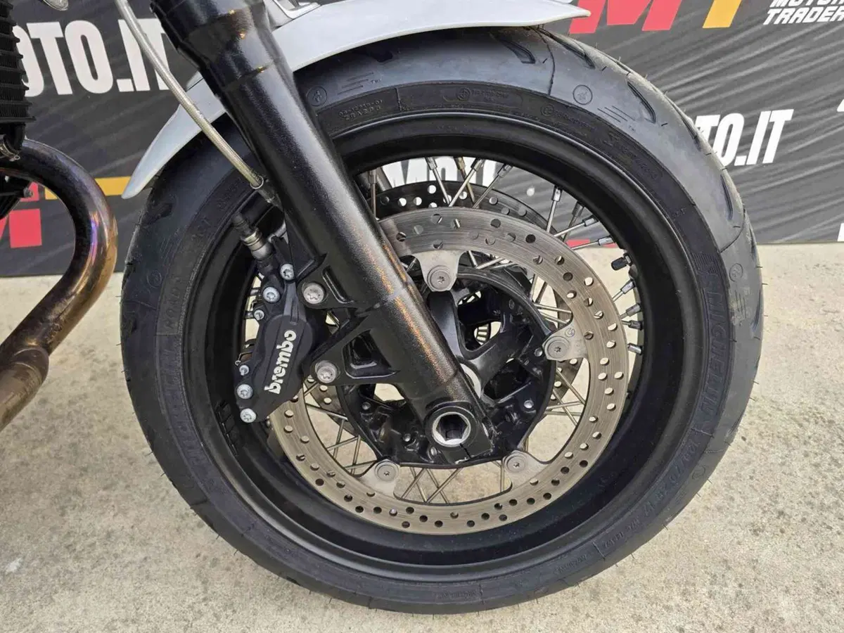 Bmw R nineT 1200 Racer (2017 - 20) (10)