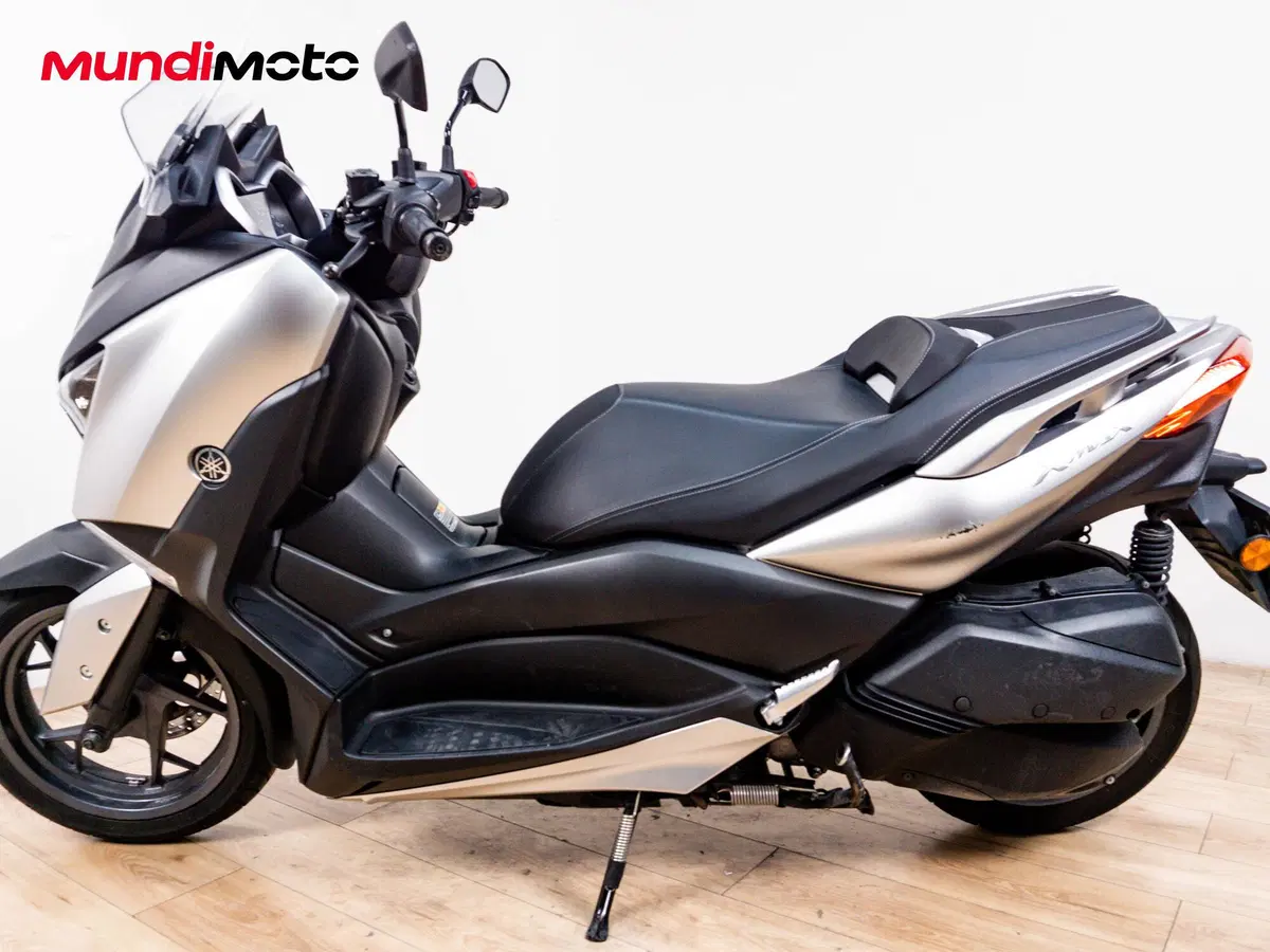 Yamaha X-Max 250 Iron Max ABS (2016) (6)