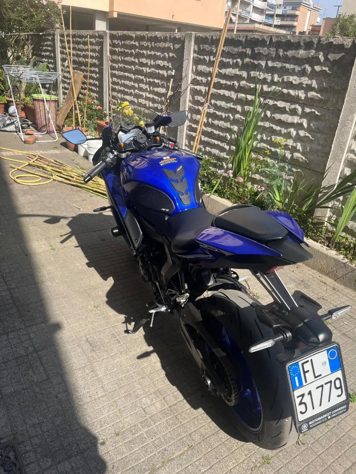 Yamaha YZF R7 (2021 - 25)