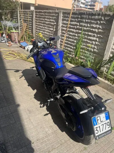 Yamaha YZF R7 (2021 - 25) usata