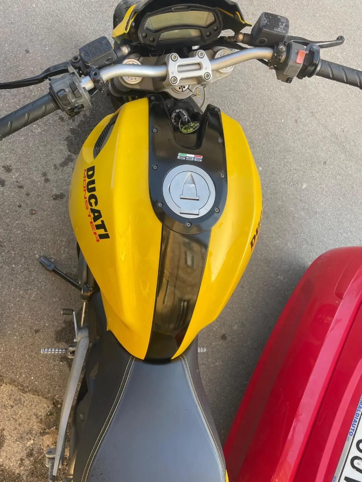 Ducati Monster 696 (2008 - 13) (3)