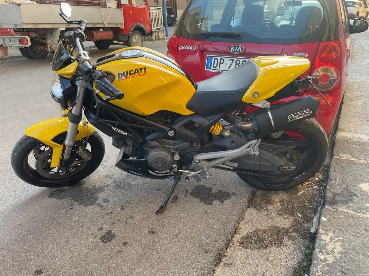 Ducati Monster 696 (2008 - 13) (6)