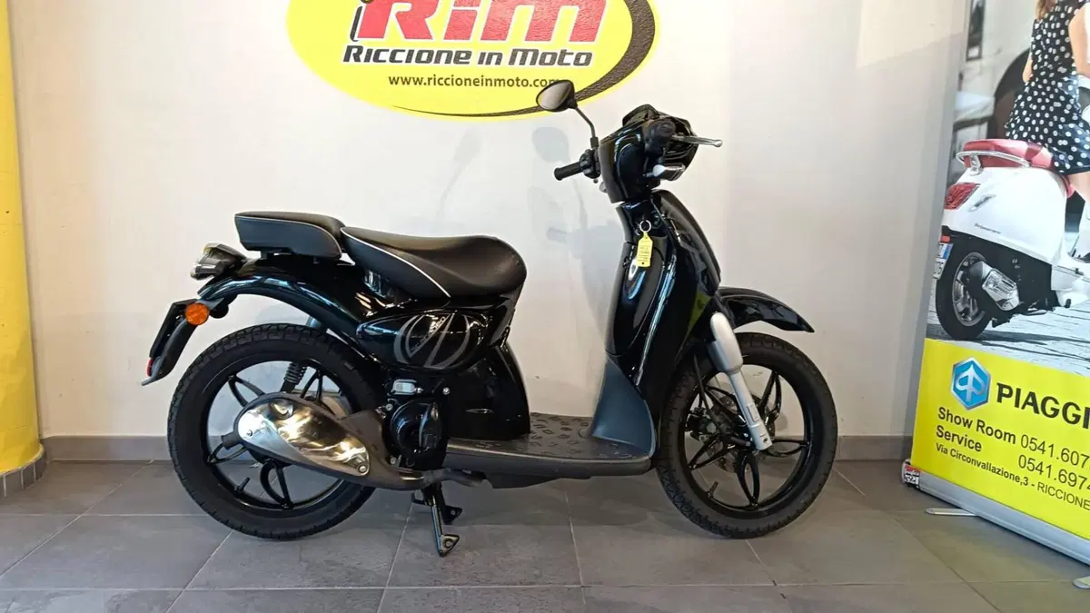 Aprilia Scarabeo 50 2t (2008 - 17) (5)