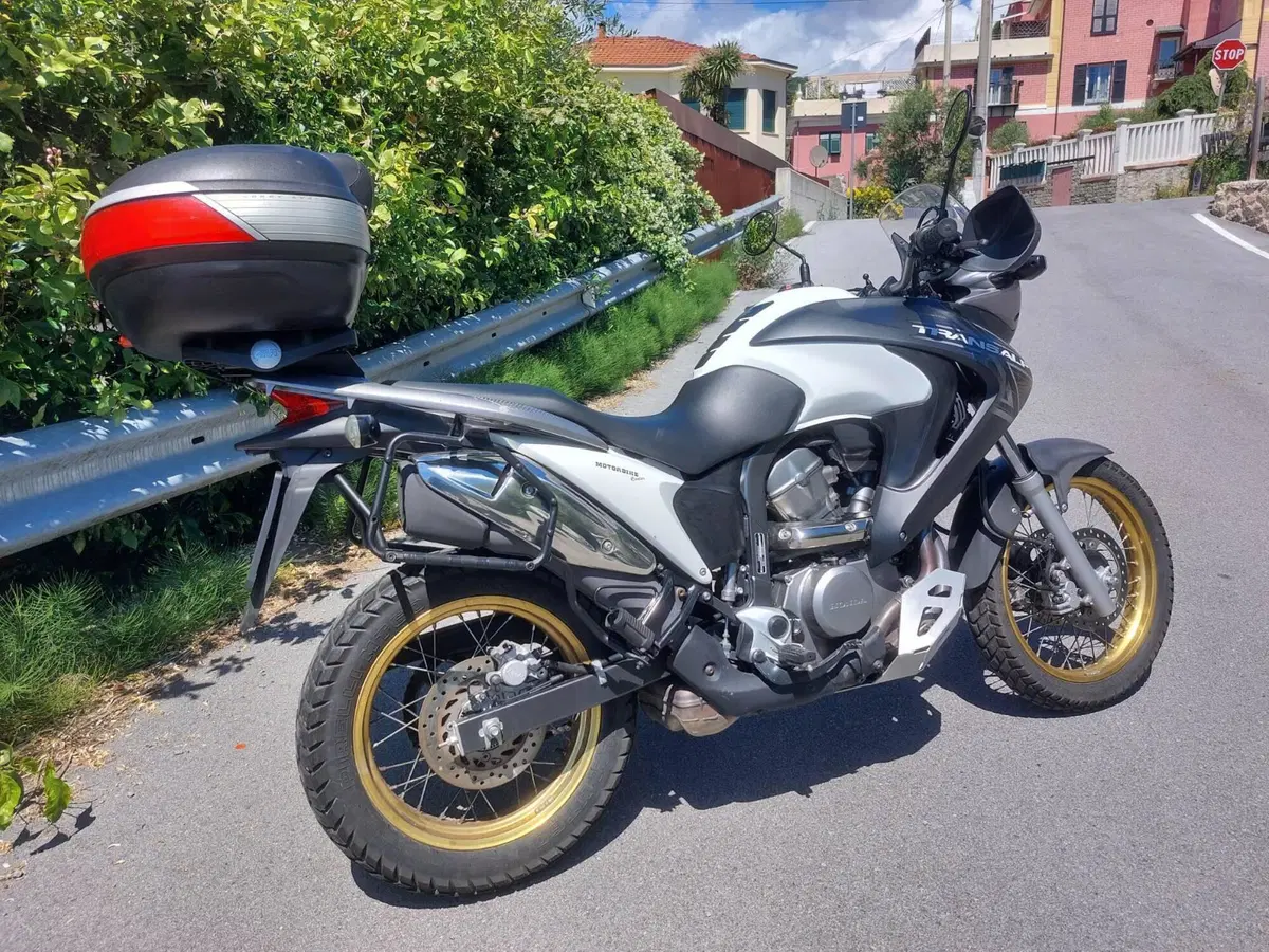 Honda Transalp XL 700 V (2007 - 2013) (3)