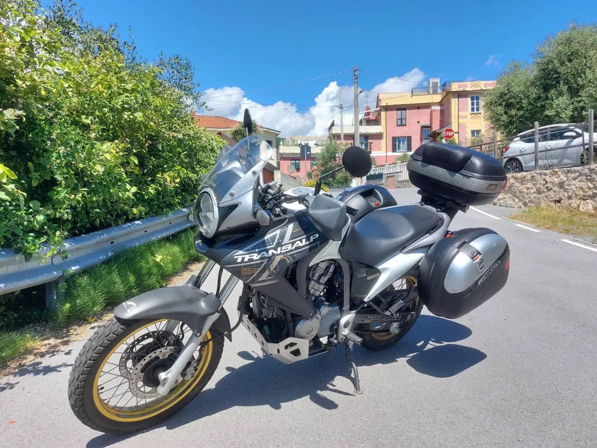 Honda Transalp XL 700 V (2007 - 2013) (7)
