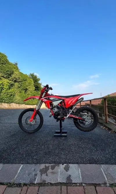 Betamotor RR 125 2T Enduro (2023) usata