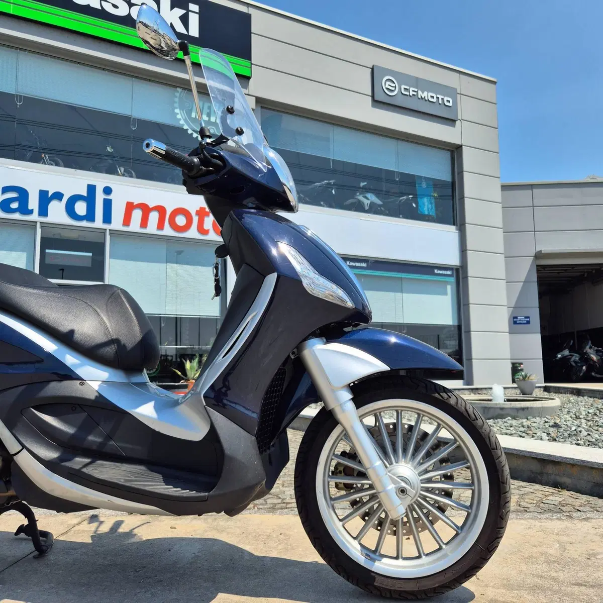Piaggio Beverly 300 i.e. (2010 - 16) (6)