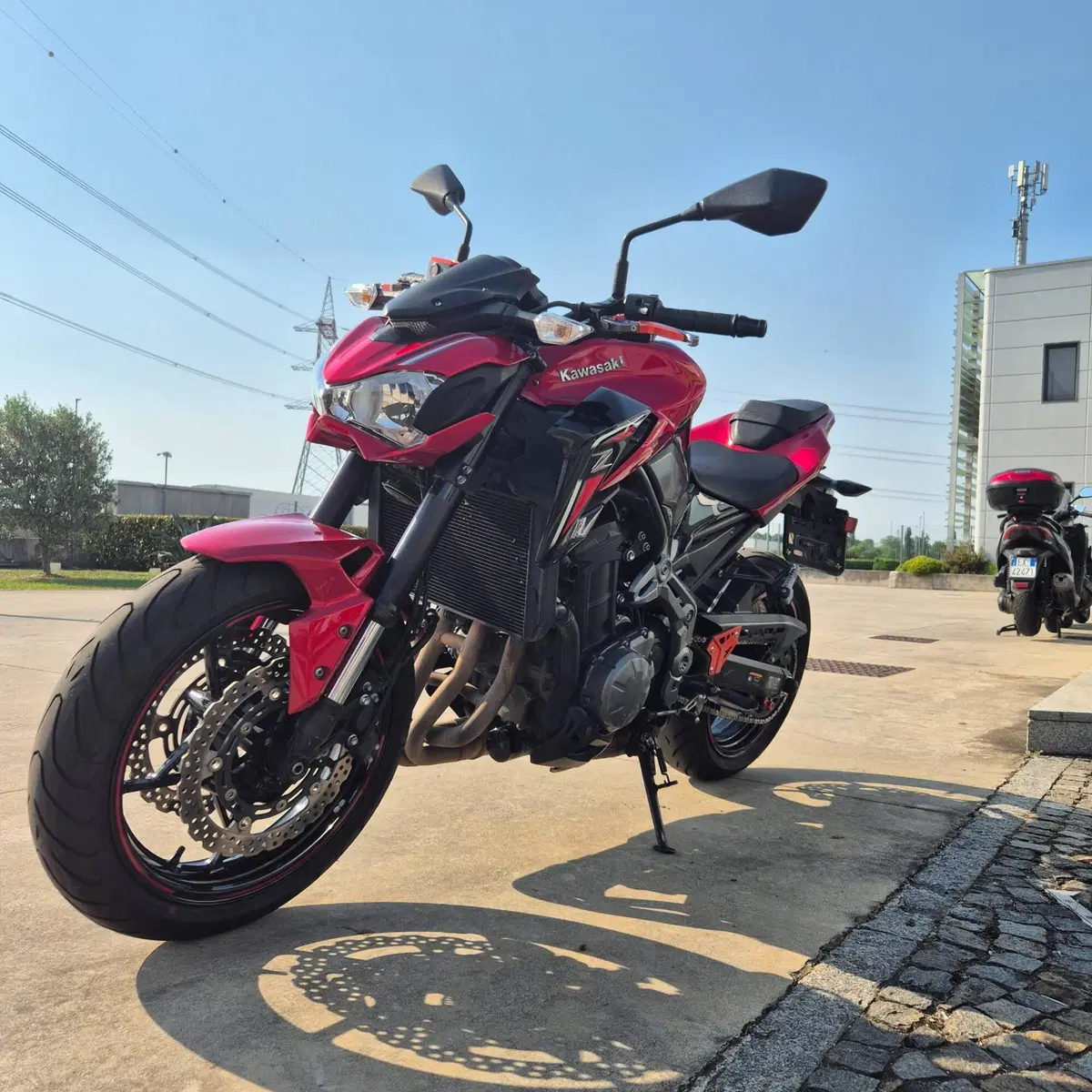 Kawasaki Z 900 (2017 - 18) (4)