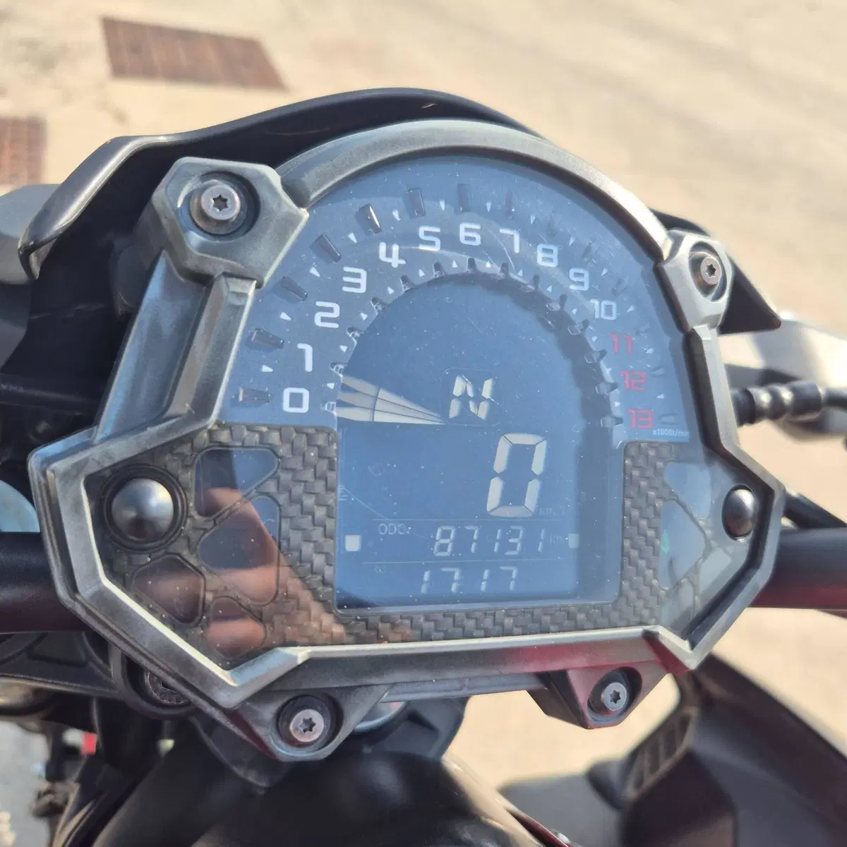 Kawasaki Z 900 (2017 - 18) (7)