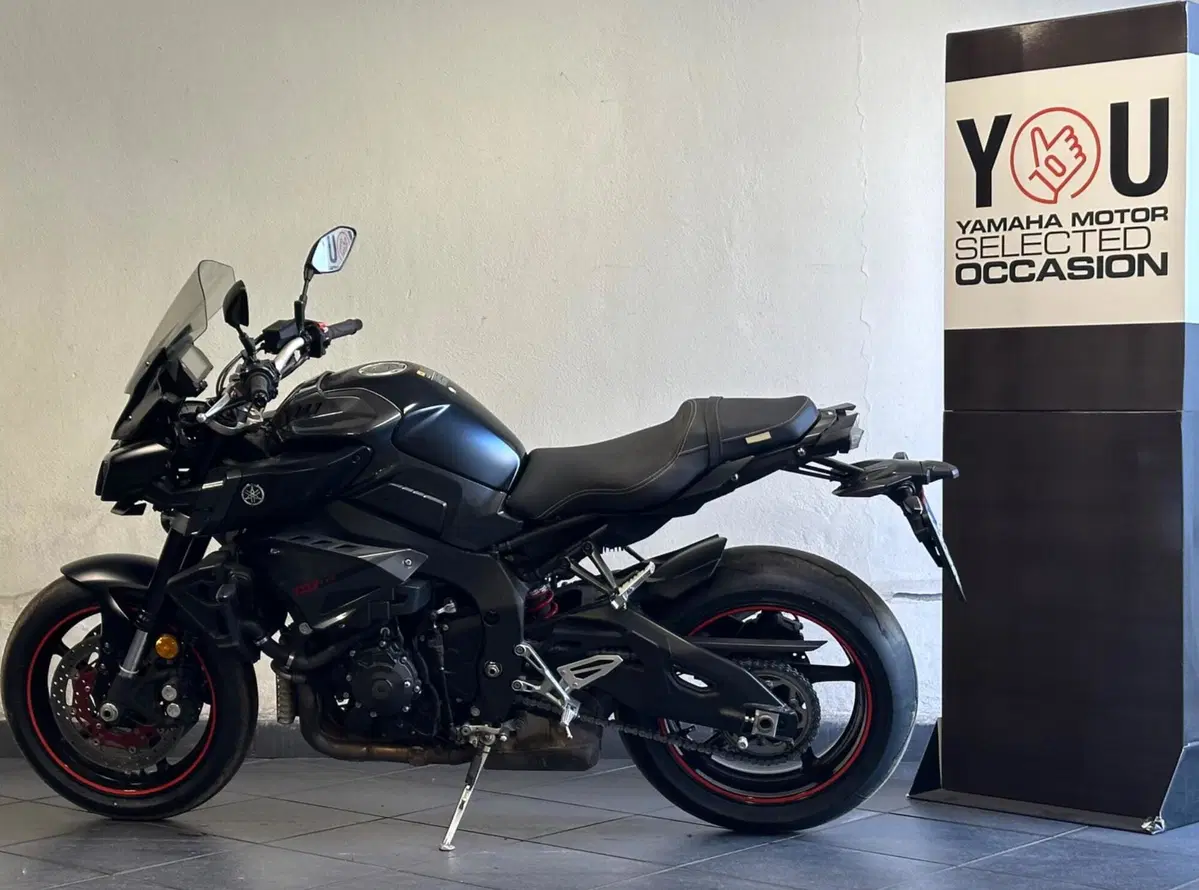 Yamaha MT-10 (2017 - 20) (3)