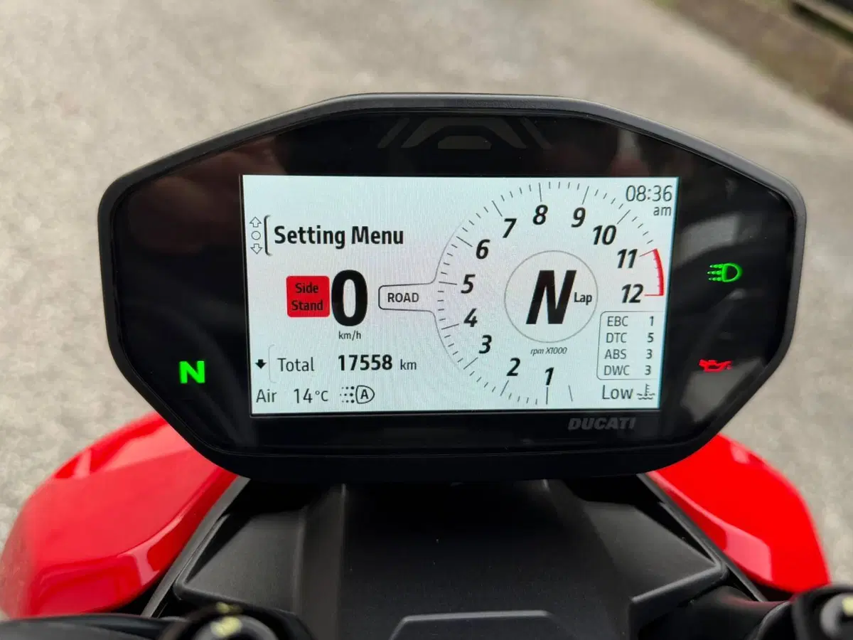 Ducati Streetfighter V2 (2022 - 24) (2)