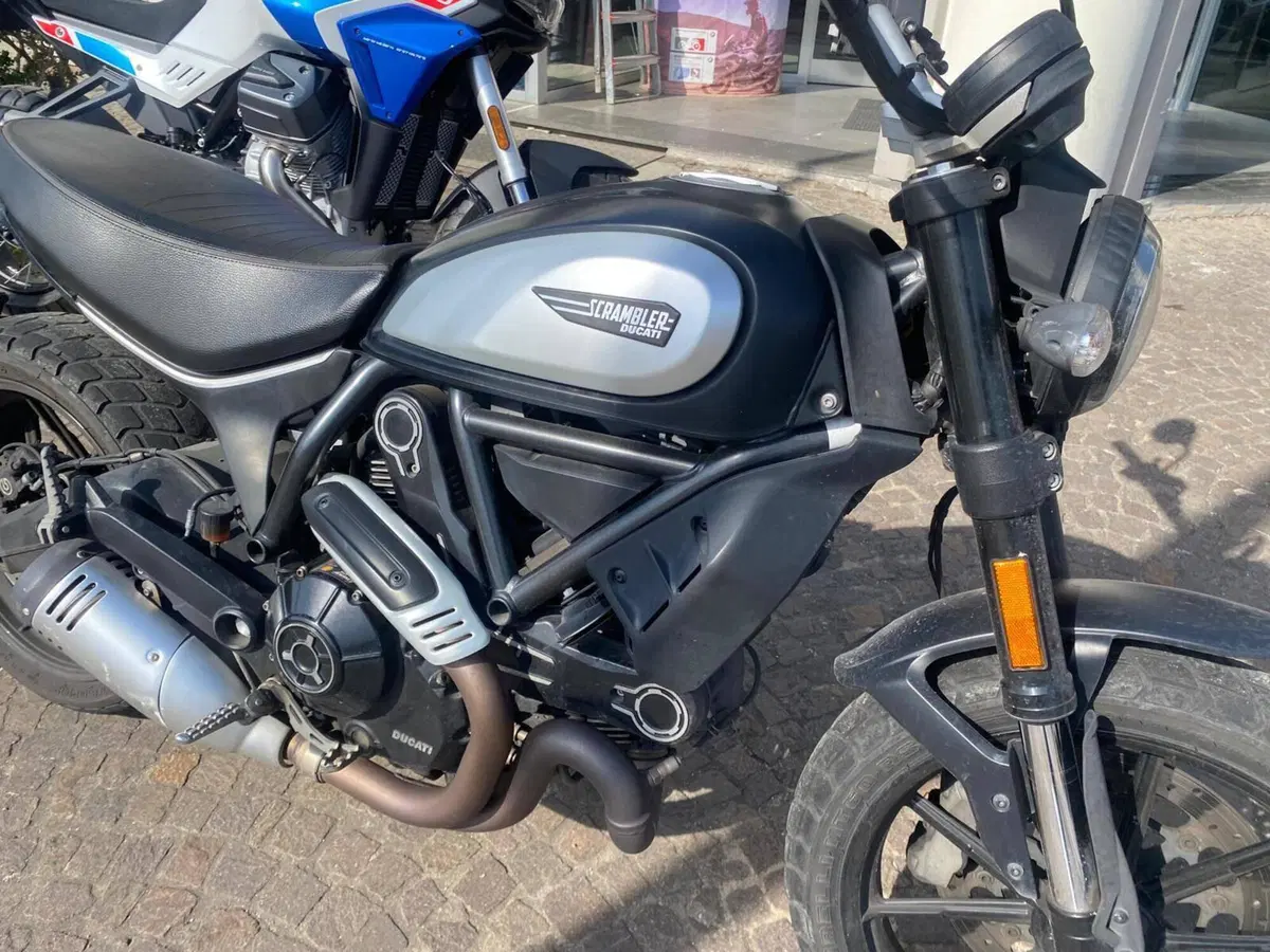 Ducati Scrambler 800 Icon Dark (2021 - 22) (6)