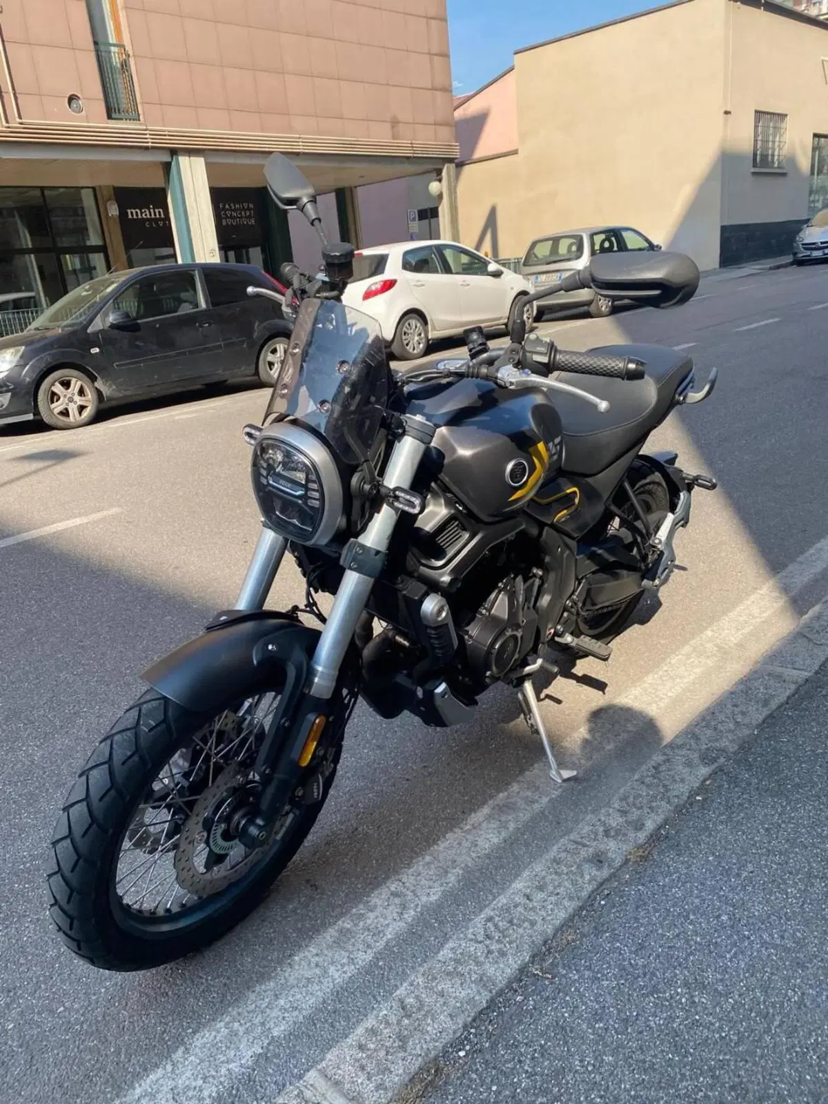 Voge Trofeo 525ACX Scrambler (2023 - 26) (2)
