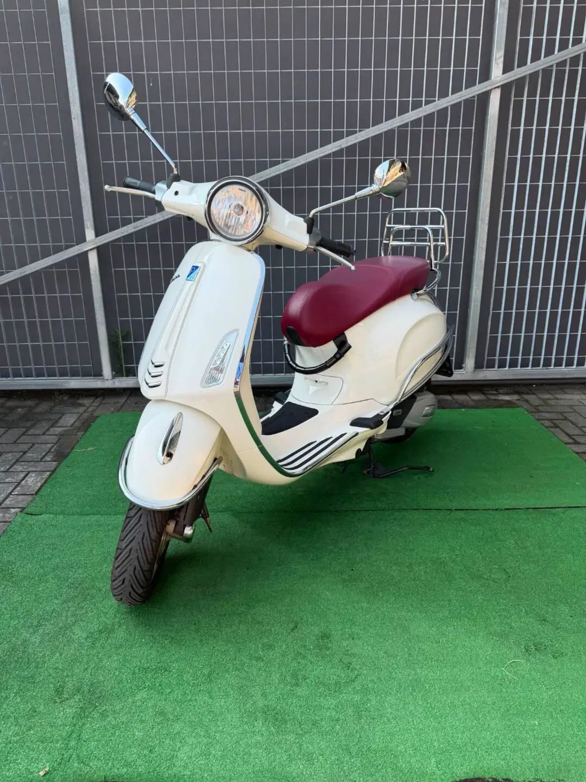 Vespa Primavera 150 3V ie ABS (2014 - 16) (3)