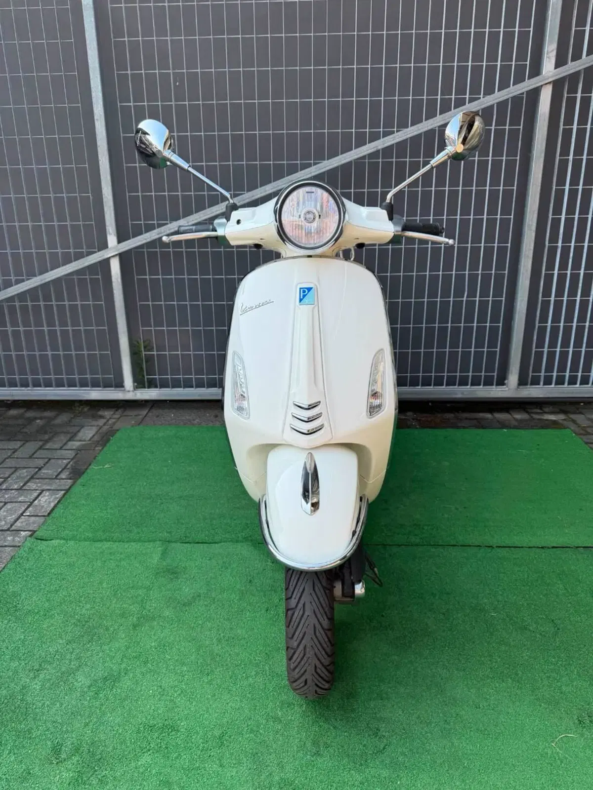 Vespa Primavera 150 3V ie ABS (2014 - 16) (5)